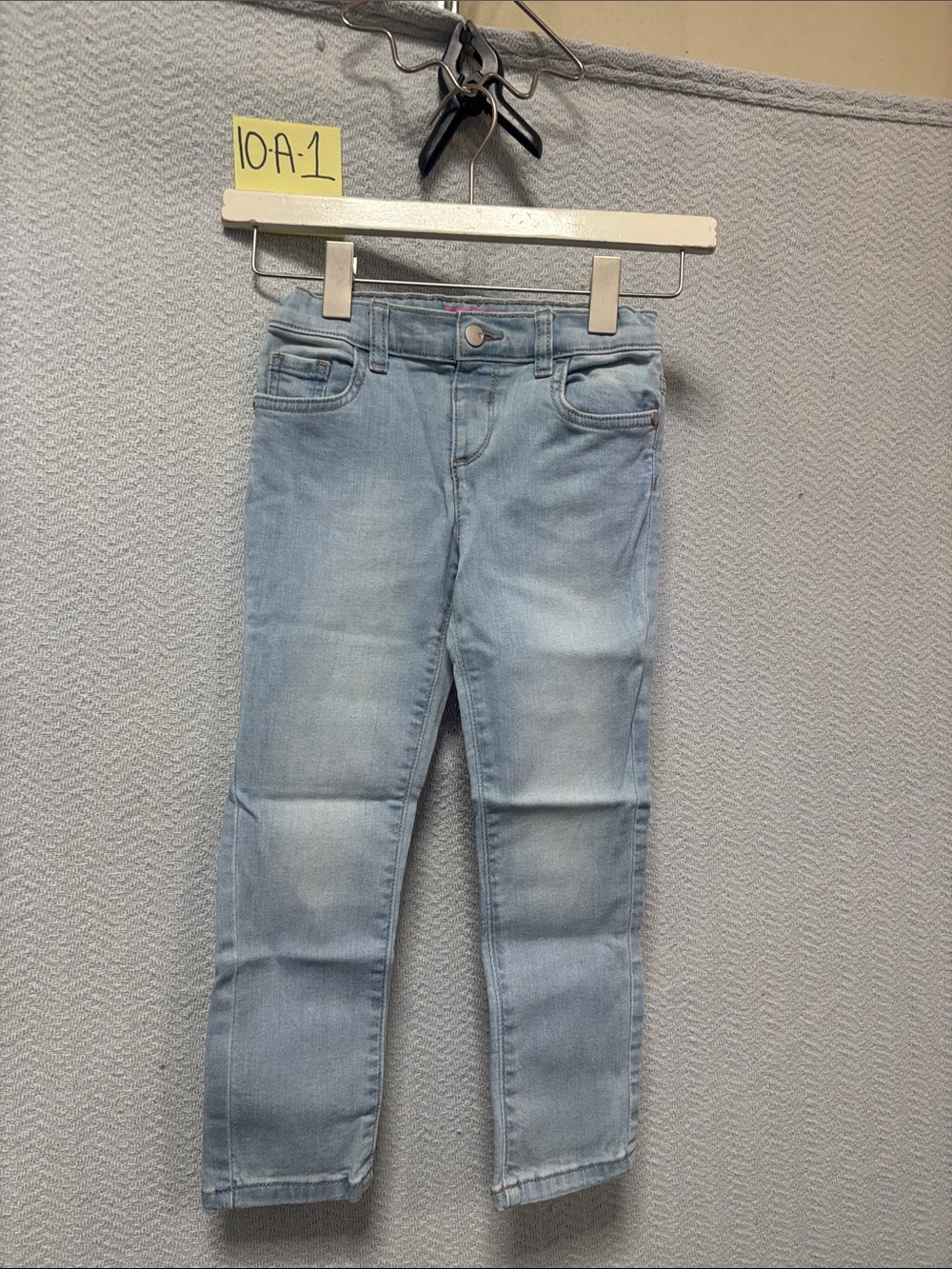 The children’s place 5T jeans NWT